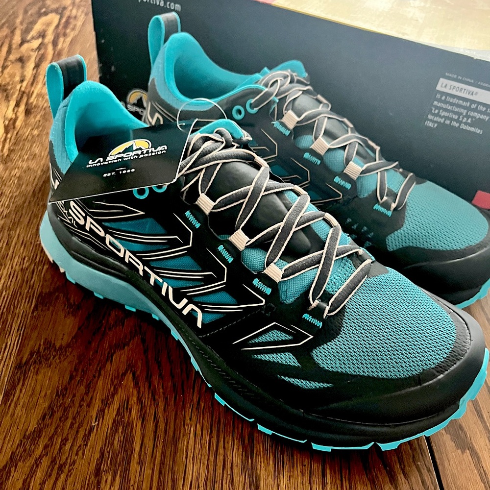 La Sportiva Women’s Jackal, size 7.5